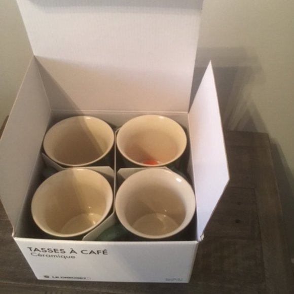 Le Creuset 4 Mugs - Picture 2 of 6